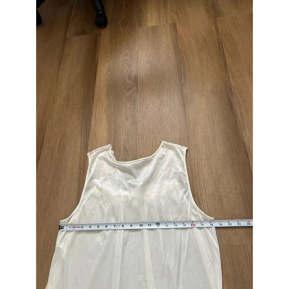 Vintage traditional Nightgown Ivory Lace Floral Rose Embroidered Chemise L bride - Picture 6 of 7
